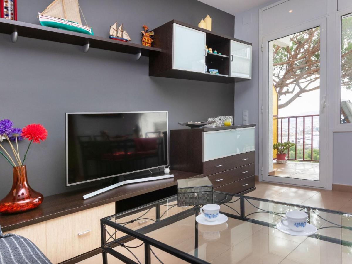Apartment Picasso By Interhome Тоса де Мар Екстериор снимка